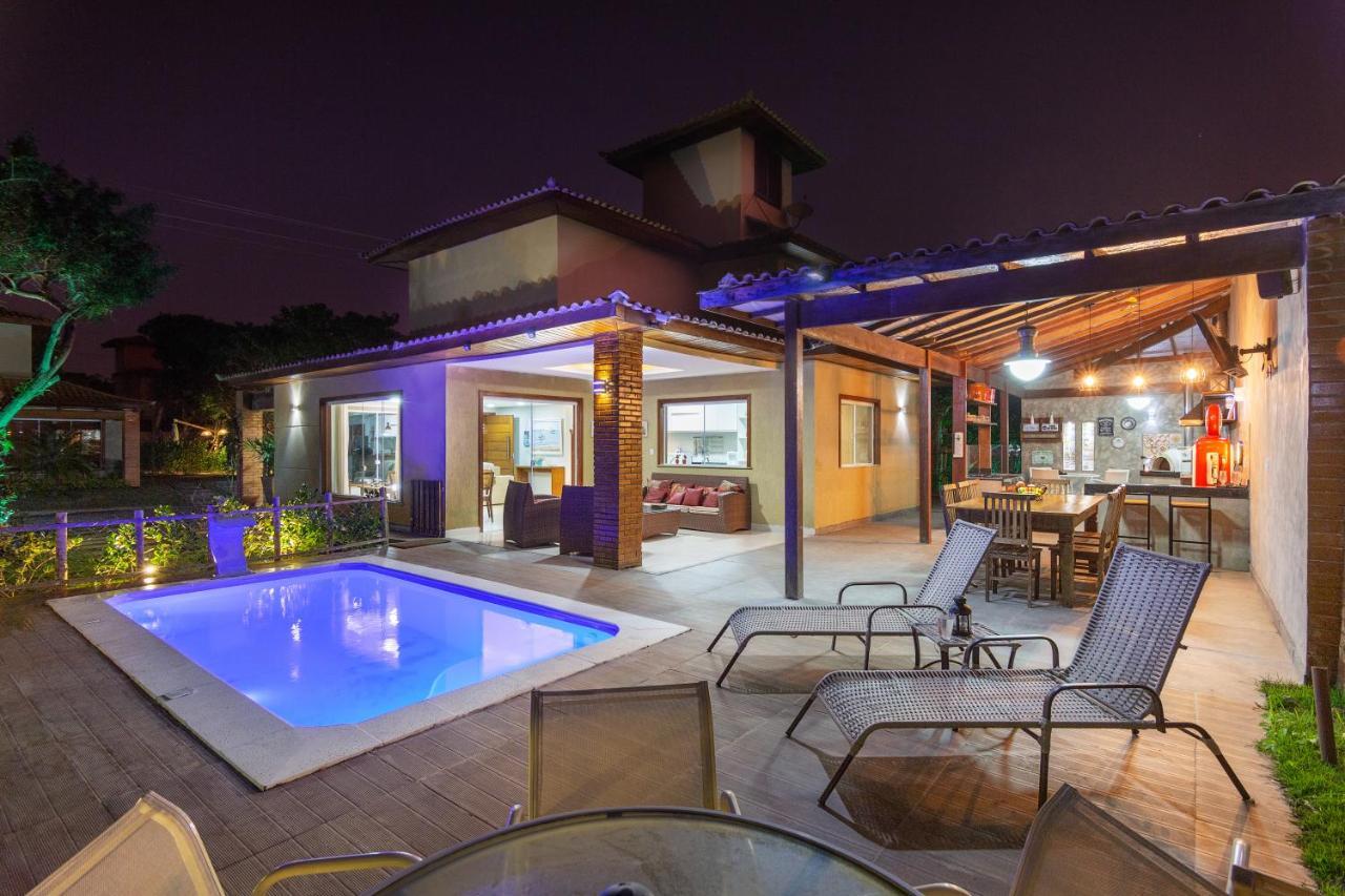 Casa de férias Omar Do Rio - Casa Duplex Moderna Com Area Gourmet E Piscina Privativa, 4 Suites No Condominio Completo Laguna E Mare, Em Manguinhos, Internet 400mbps, Smart Tv E Garagem - Clm 20 *
