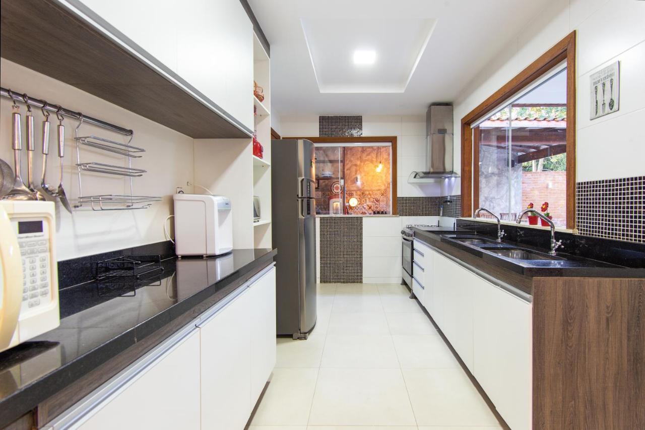Omar Do Rio - Casa Duplex Moderna Com Area Gourmet E Piscina Privativa, 4 Suites No Condominio Completo Laguna E Mare, Em Manguinhos, Internet 400mbps, Smart Tv E Garagem - Clm 20 Casa de férias